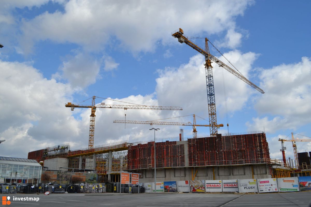 Zdjęcie [Bielany Wrocławskie] Park Handlowy "Aleja Bielany" (rozbudowa) i "Ikea" fot. Jan Augustynowski