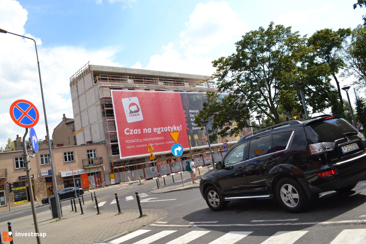 Zdjęcie [Poznań] Plomba, ul. Półwiejska 47 fot. Jan Augustynowski