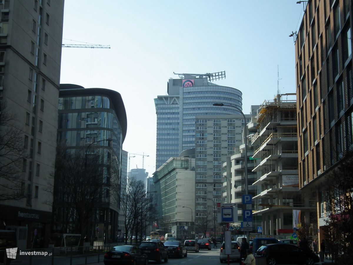 Zdjęcie [Warszawa] Budynek wielorodzinny "Metropolitan Apartments" fot. Pajakus 