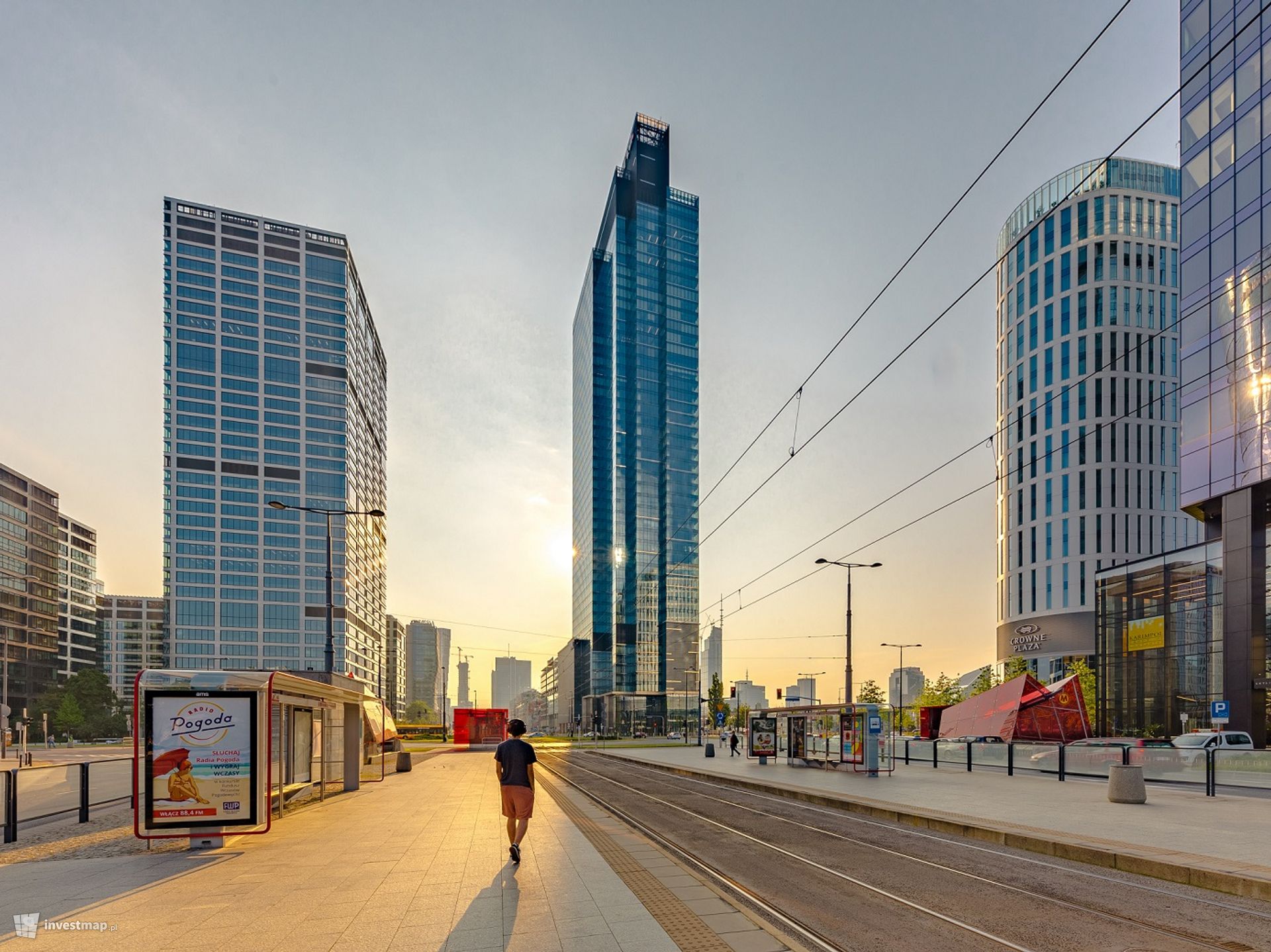 Firma OmniOffice podpisała umowę najmu dwóch pięter w wieżowcu Warsaw Unit 