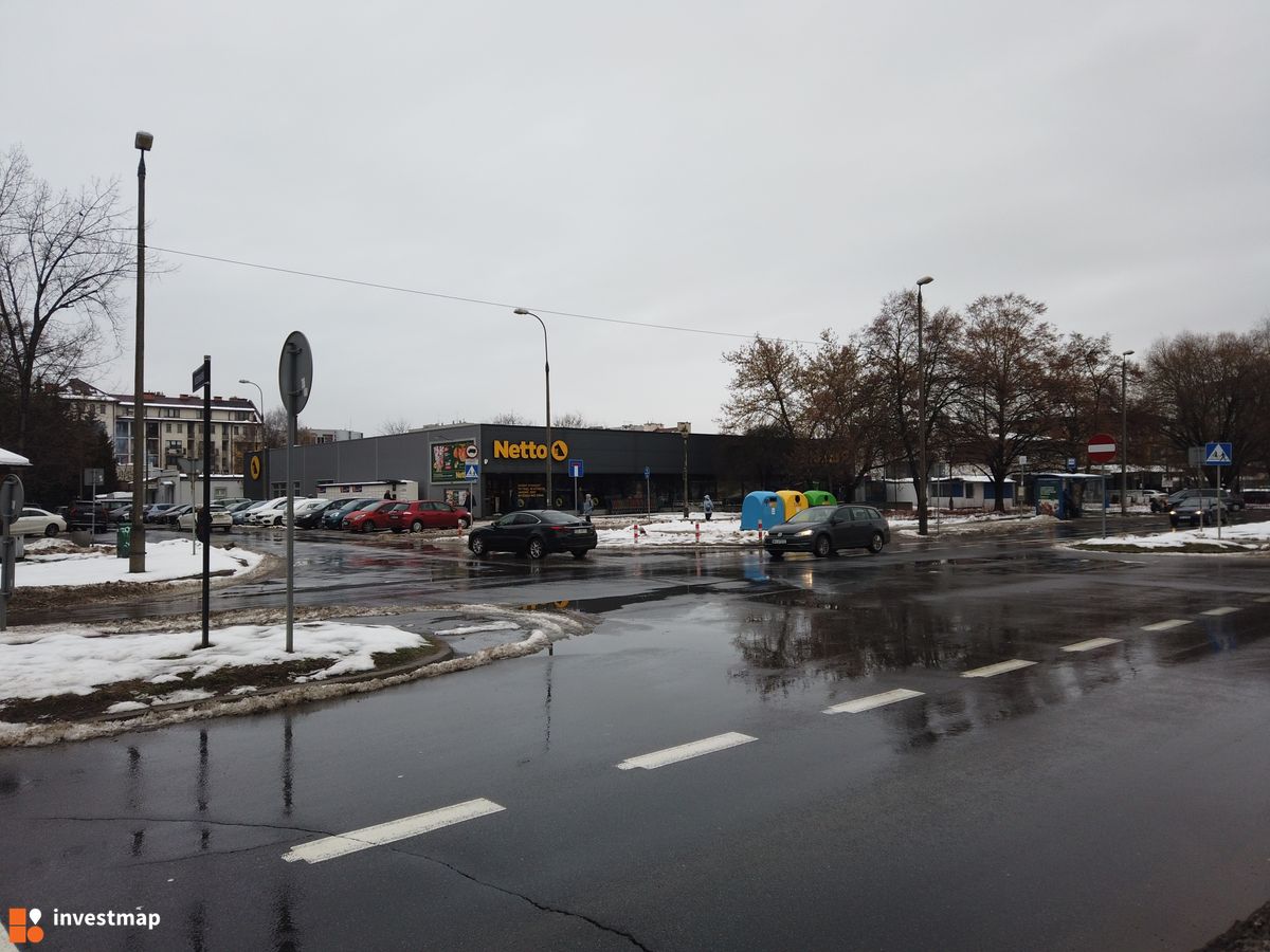 Zdjęcie Netto, ul. Wybickiego fot. Damian Daraż 