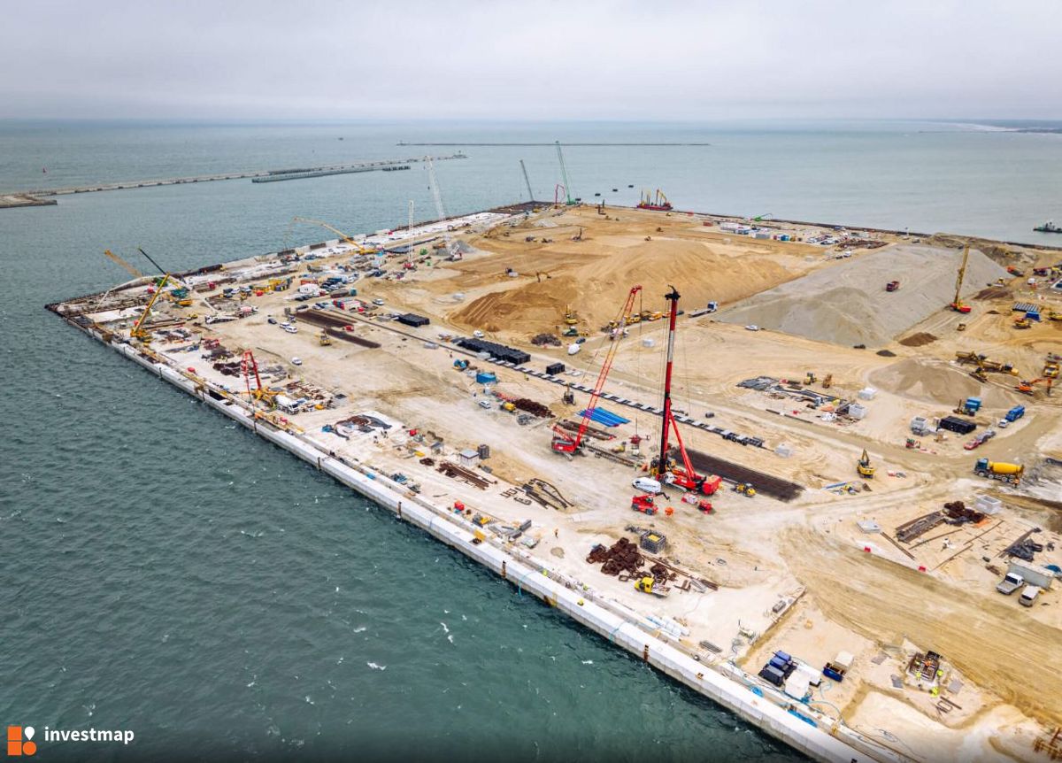 Zdjęcie Terminal Kontenerowy Baltic Hub Gdańsk fot. Orzech 