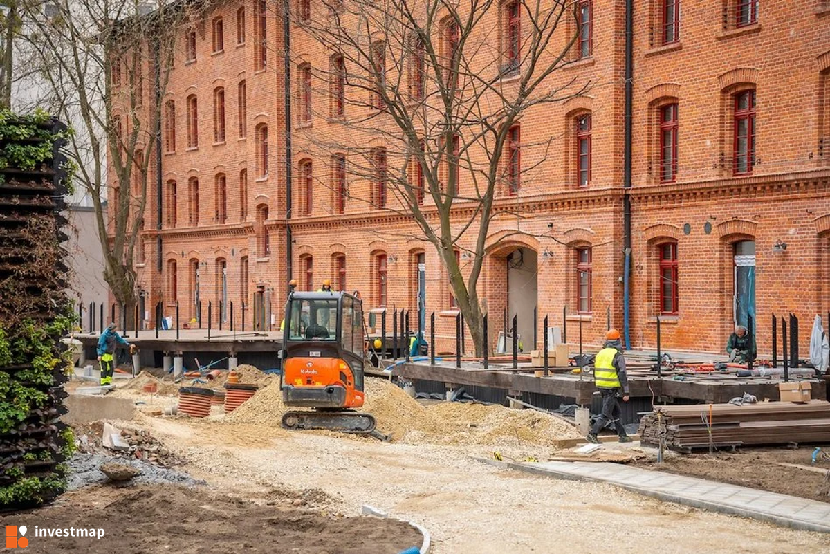 Zdjęcie Remont famuły, ul. Ogrodowa 24 fot. Wojciech Jenda