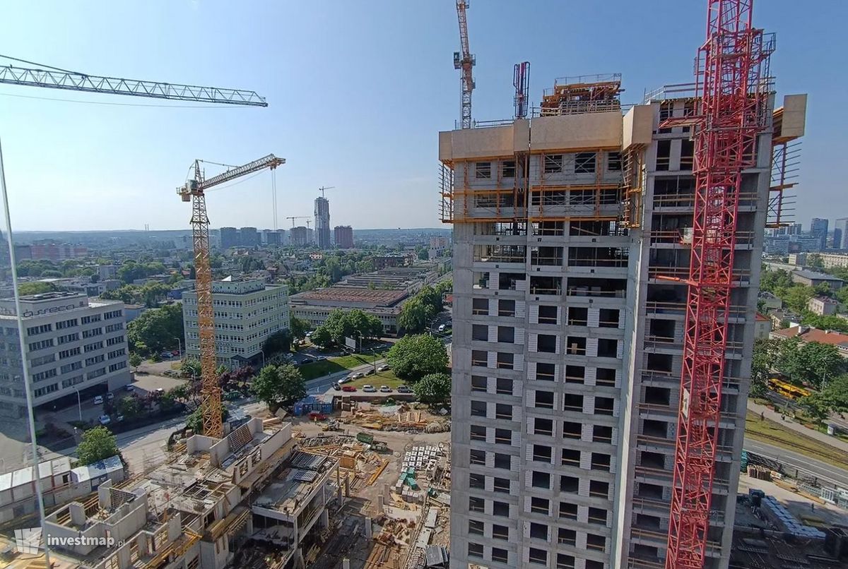 Zdjęcie Kompleks wielofunkcyjny ATAL Sky+ fot. Orzech 