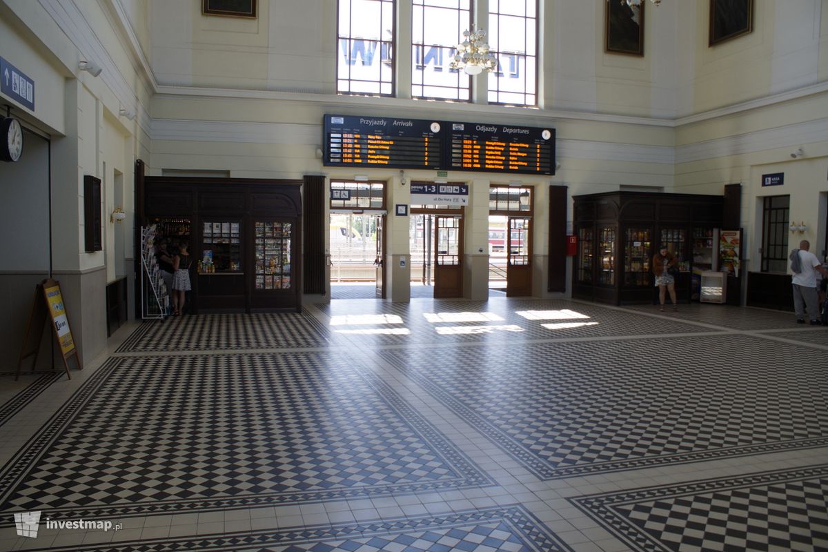 Zdjęcie [Tarnów] Dworzec Kolejowy fot. Damian Daraż 