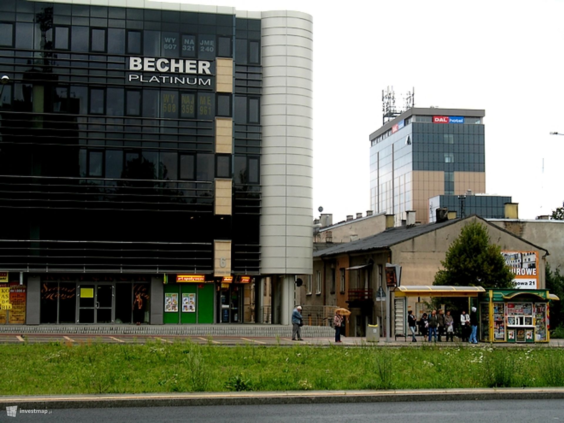[Kielce] Biurowiec "Becher Platinum"