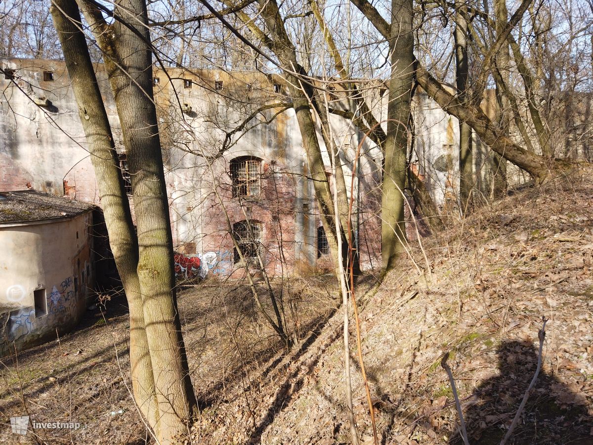 Zdjęcie Fort 49a Dłubnia fot. Damian Daraż 