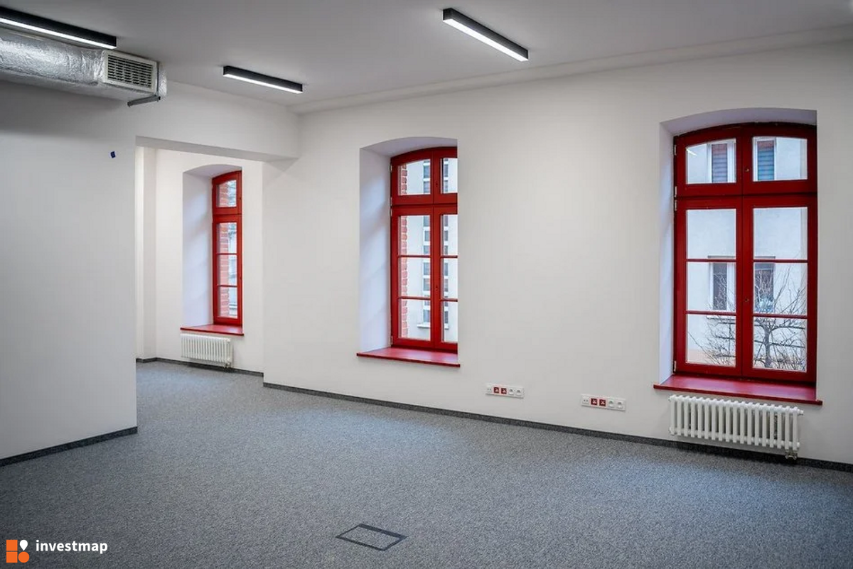 Zdjęcie Remont famuły, ul. Ogrodowa 24 fot. Wojciech Jenda