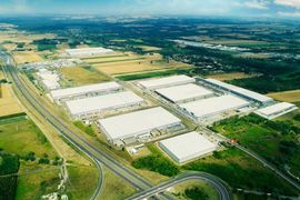 Investa stawia na SEGRO Logistics Park Stryków 