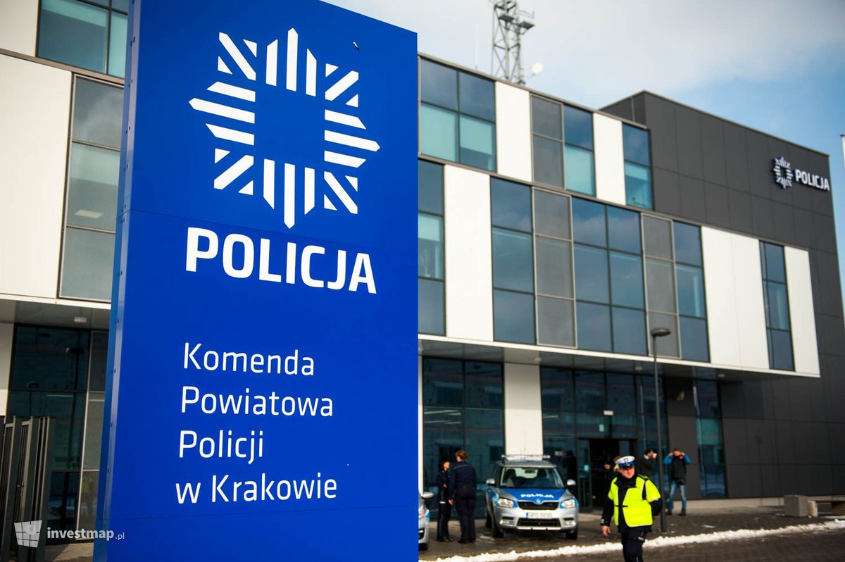 Zdjęcie [Kraków] Komenda Powiatowa Policji, ul. Łokietka 205 (Rozbudowa - Modernizacja) fot. Damian Daraż 