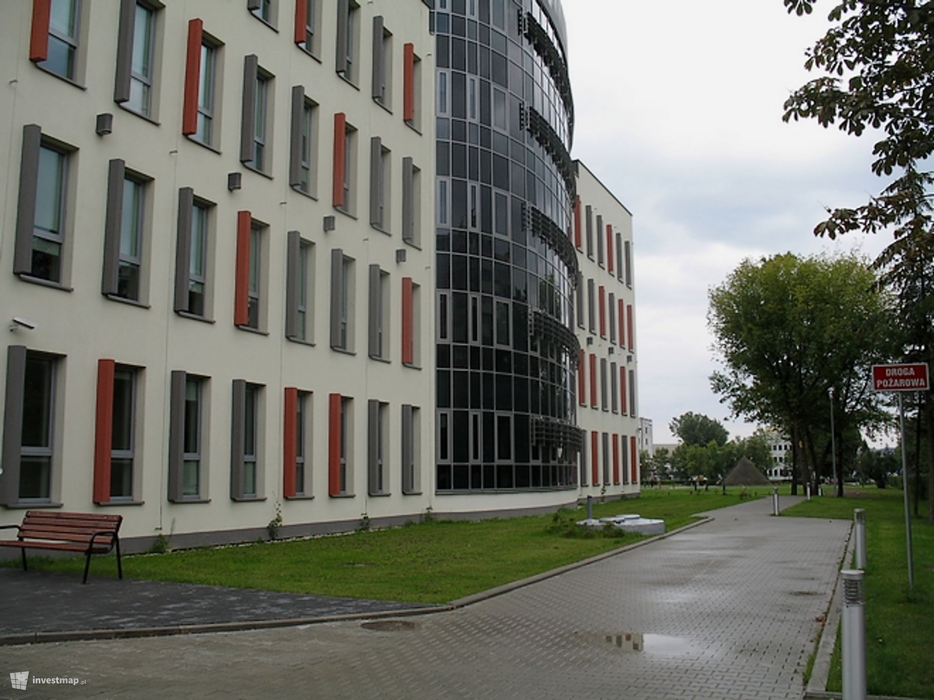 [Kielce] Budynek Dydaktyczno-Laboratoryjny "Energis" Inżynierii Środowiska (Politechnika Świętokrzyska)