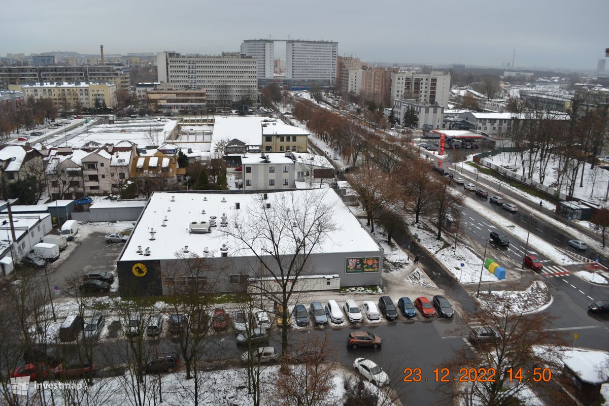 Zdjęcie Netto, ul. Wybickiego fot. Damian Daraż 