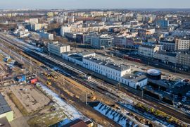 Trwa modernizacja stacji Sosnowiec Główny, rośnie też przystanek w dzielnicy Środula [ZDJĘCIA]