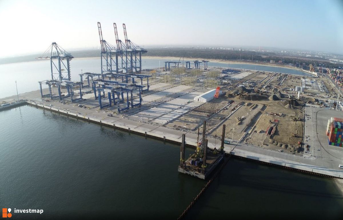 Zdjęcie Terminal Kontenerowy Baltic Hub Gdańsk fot. Orzech 
