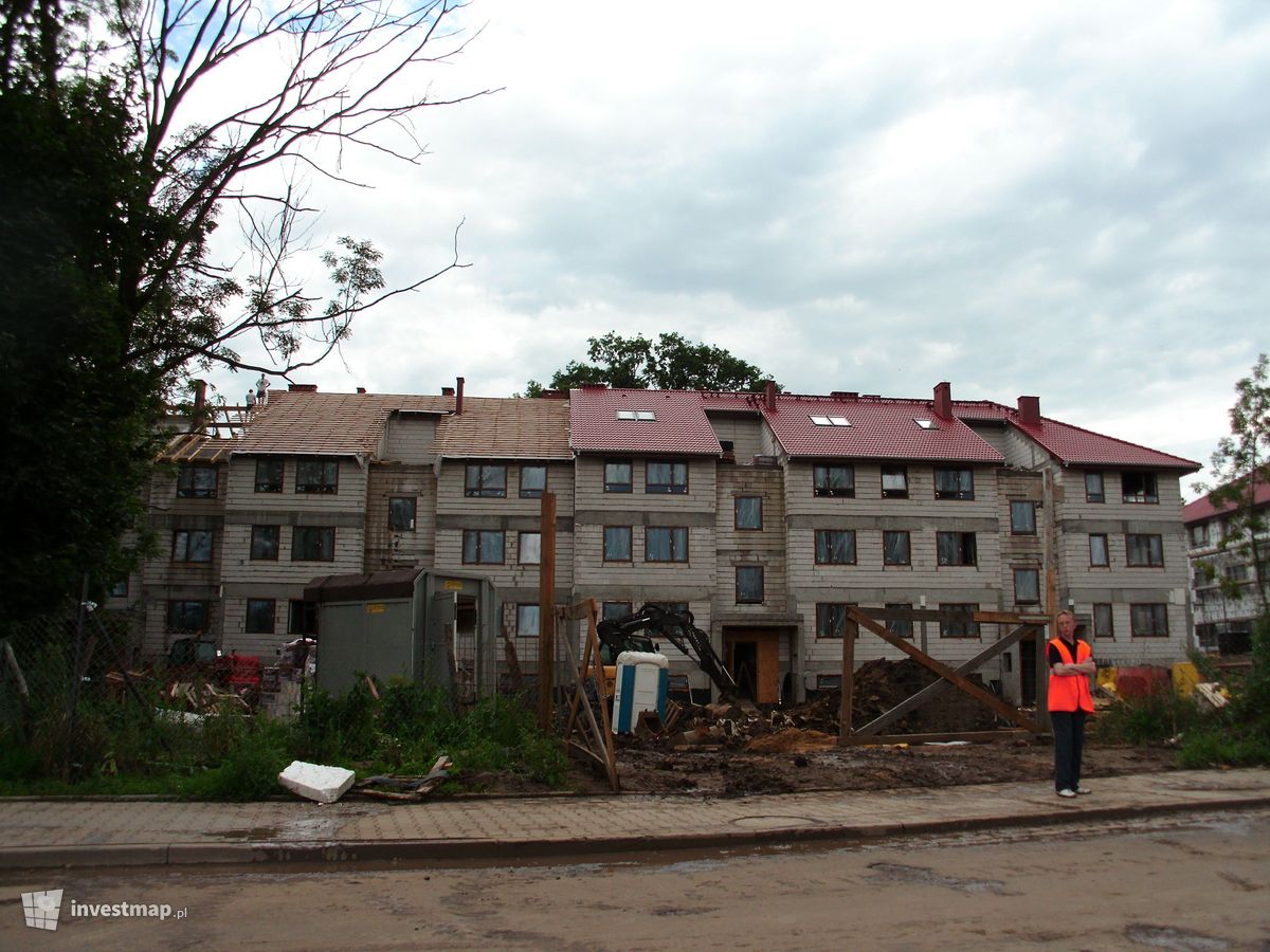 Zdjęcie [Wrocław] Osiedle "Zielony Zakątek", ul. Asfaltowa fot. Jan Augustynowski