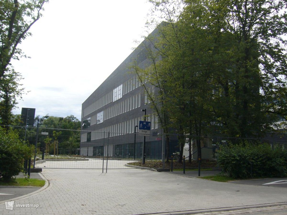 Zdjęcie [Wrocław] Kompleks Edukacyjno-Badawczy "GeoCentrum" (Politechnika Wrocławska) fot. Orzech 