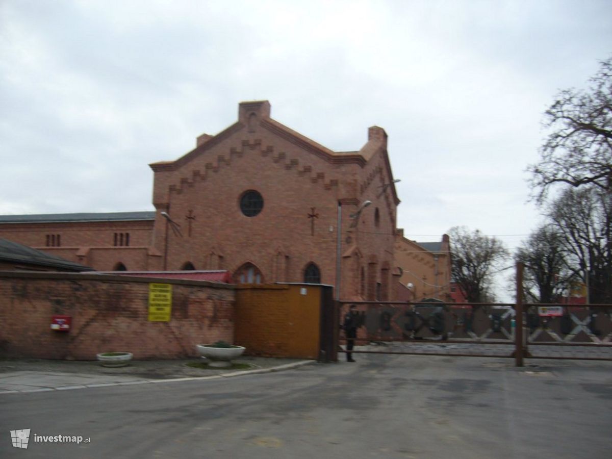 Zdjęcie [Wrocław] Kompleks koszarowy, ul. Hallera (remont) fot. Orzech 