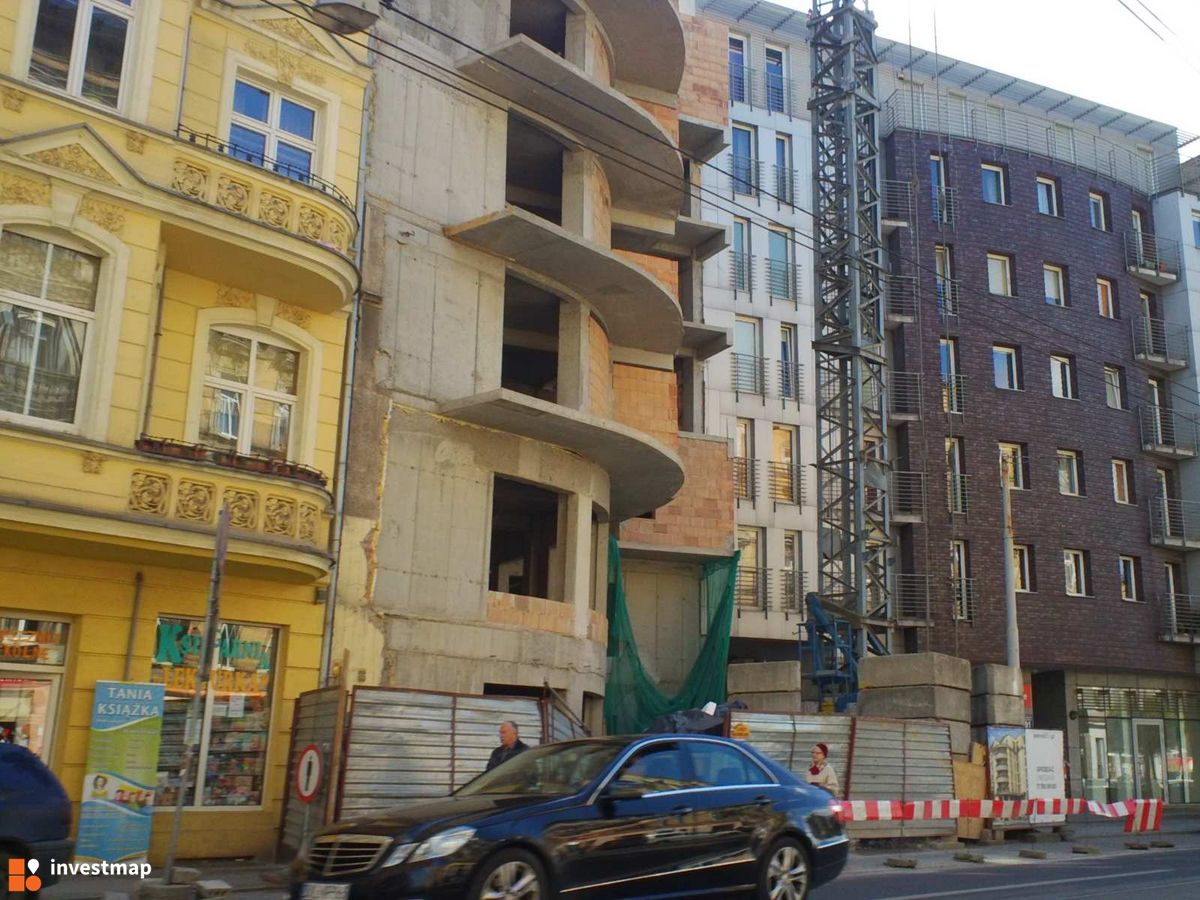 Zdjęcie [Wrocław] Plomba, ul. Jedności Narodowej 93/93a fot. Orzech 