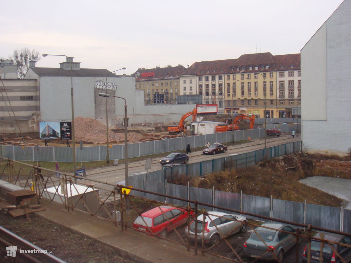 Zdjęcie [Wrocław] Kompleks hotelowo-handlowo-apartamentowy "Centrum Metropol" fot. Jan Augustynowski