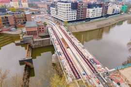 W centrum Wrocławia trwa remont zabytkowych mostów Pomorskich [FILM + ZDJĘCIA]