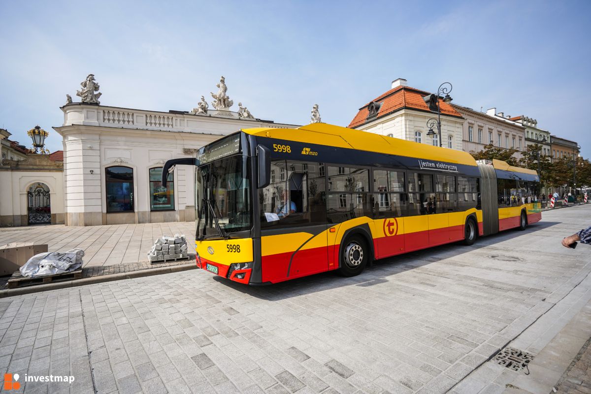 Zdjęcie Remont Krakowskiego Przedmieścia fot. Orzech 