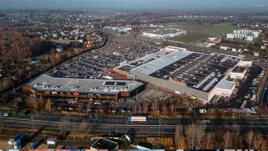 Pierwszy park handlowy realizowany przez Nhood Services Poland już otwarty