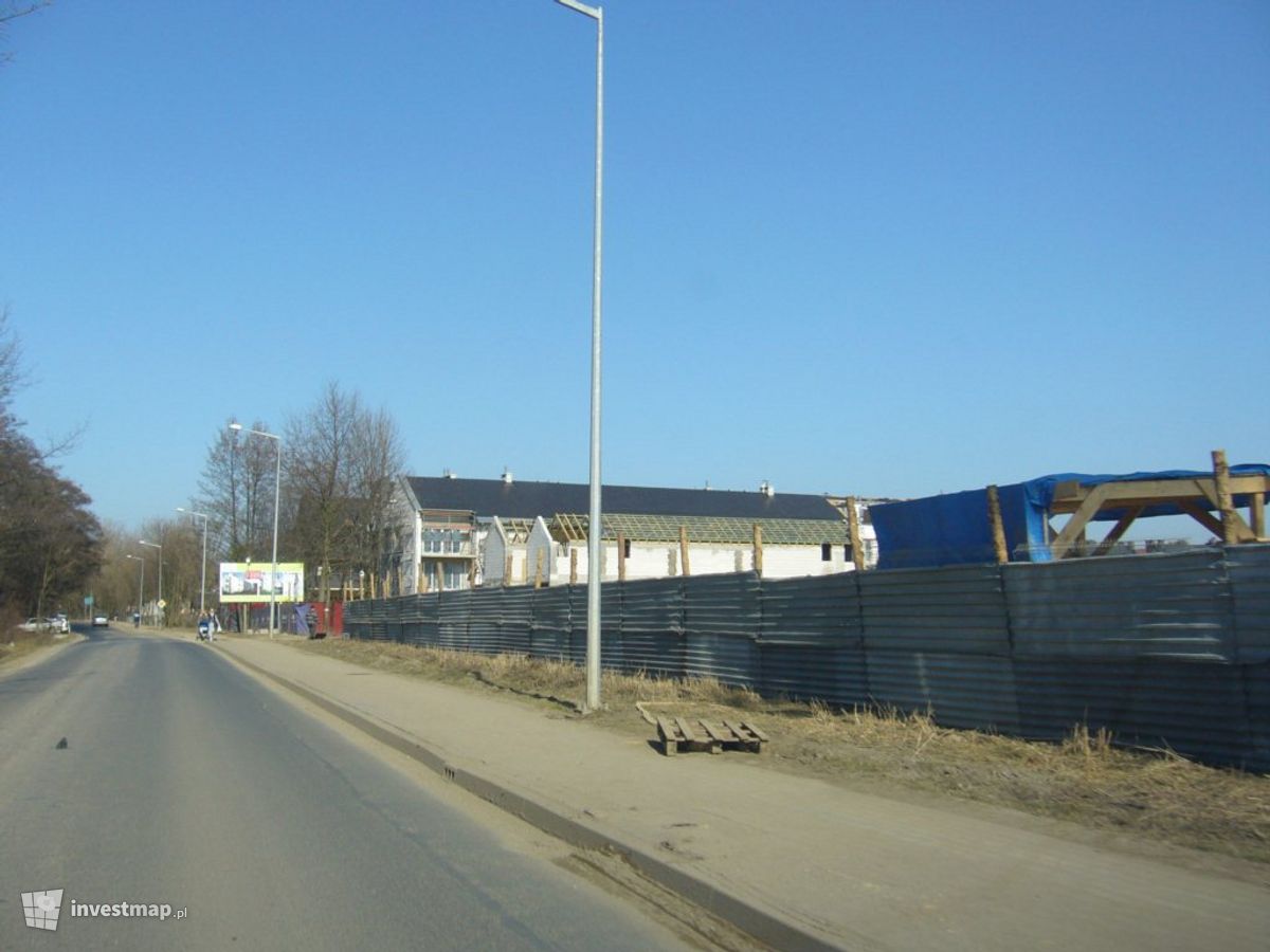 Zdjęcie [Wysoka] Budynek wielorodzinny "Jasne Tarasy" fot. Orzech 