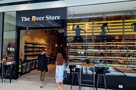 W Galerii Północnej w Warszawie zadebiutował The Beer Store