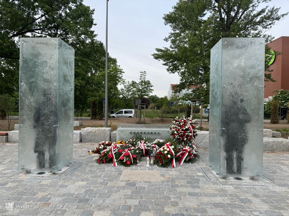 Zdjęcie Pomnik Żołnierzy Niezłomnych (Wyklętych) fot. Jan Augustynowski