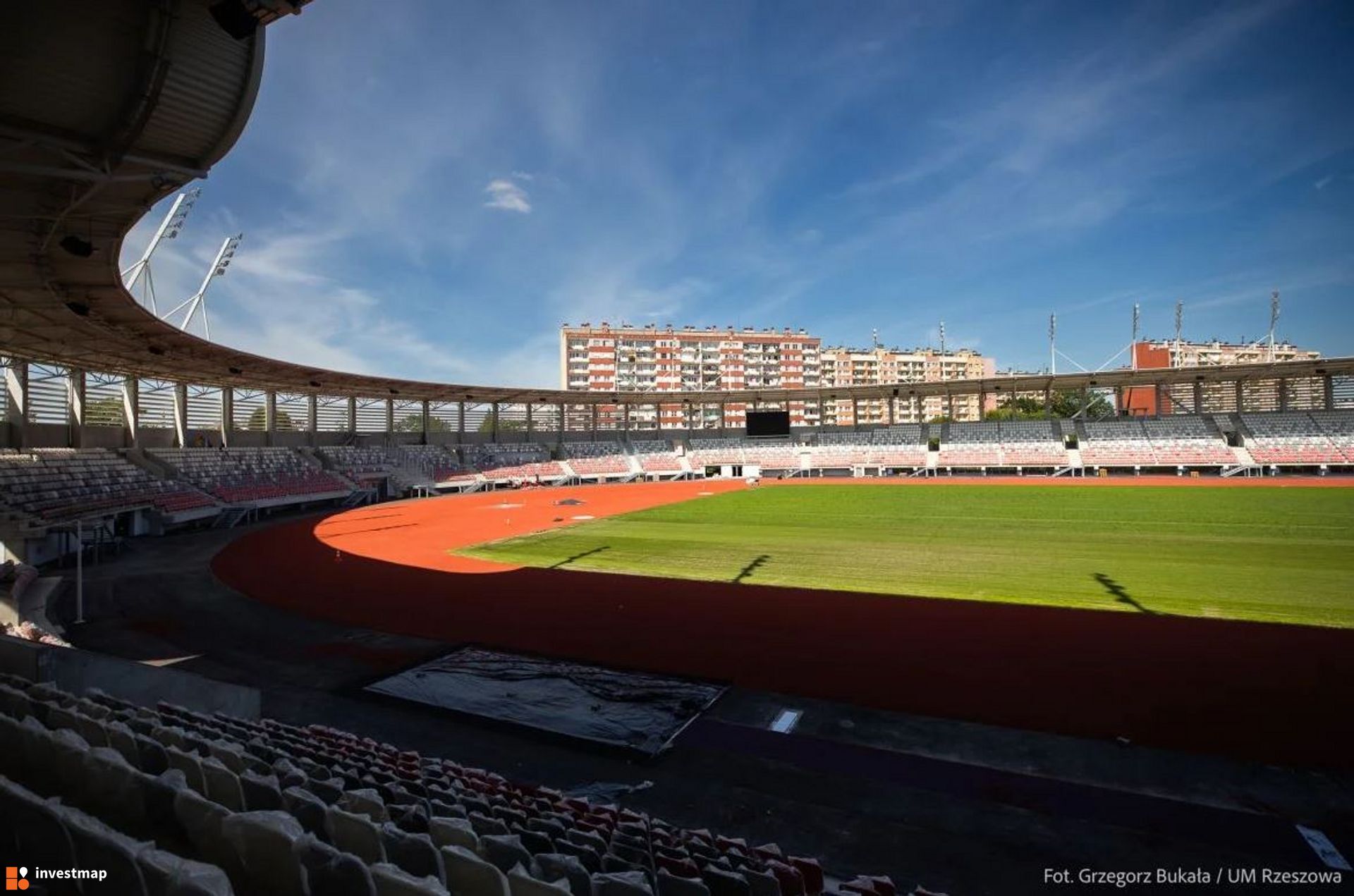Budowa Podkarpackiego Centrum Lekkiej Atletyki w Rzeszowie coraz bliżej zakończenia