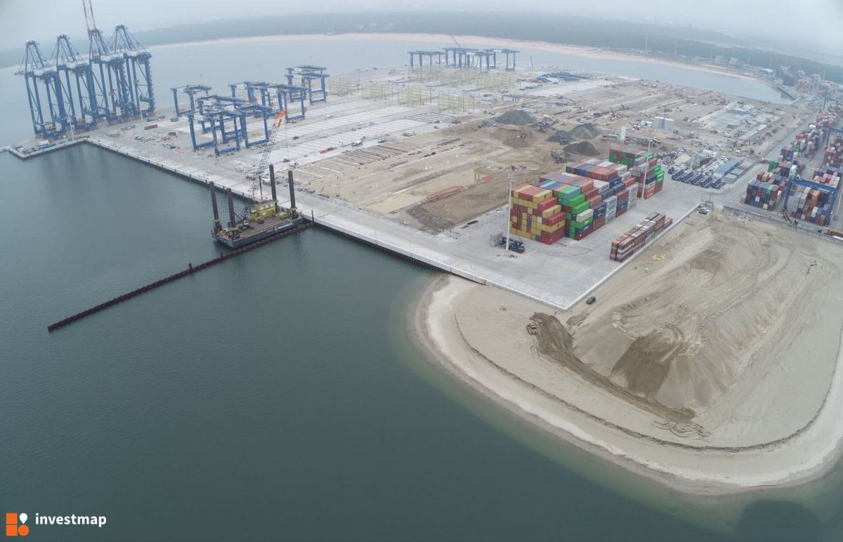 Zdjęcie Terminal Kontenerowy Baltic Hub Gdańsk fot. Orzech 