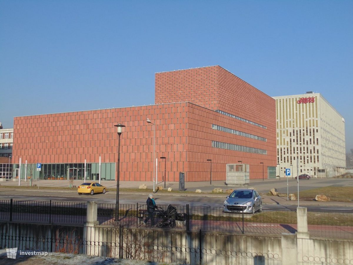 Zdjęcie [Katowice] Centrum Informacji Naukowej i Biblioteka Akademicka fot. Damian Daraż 