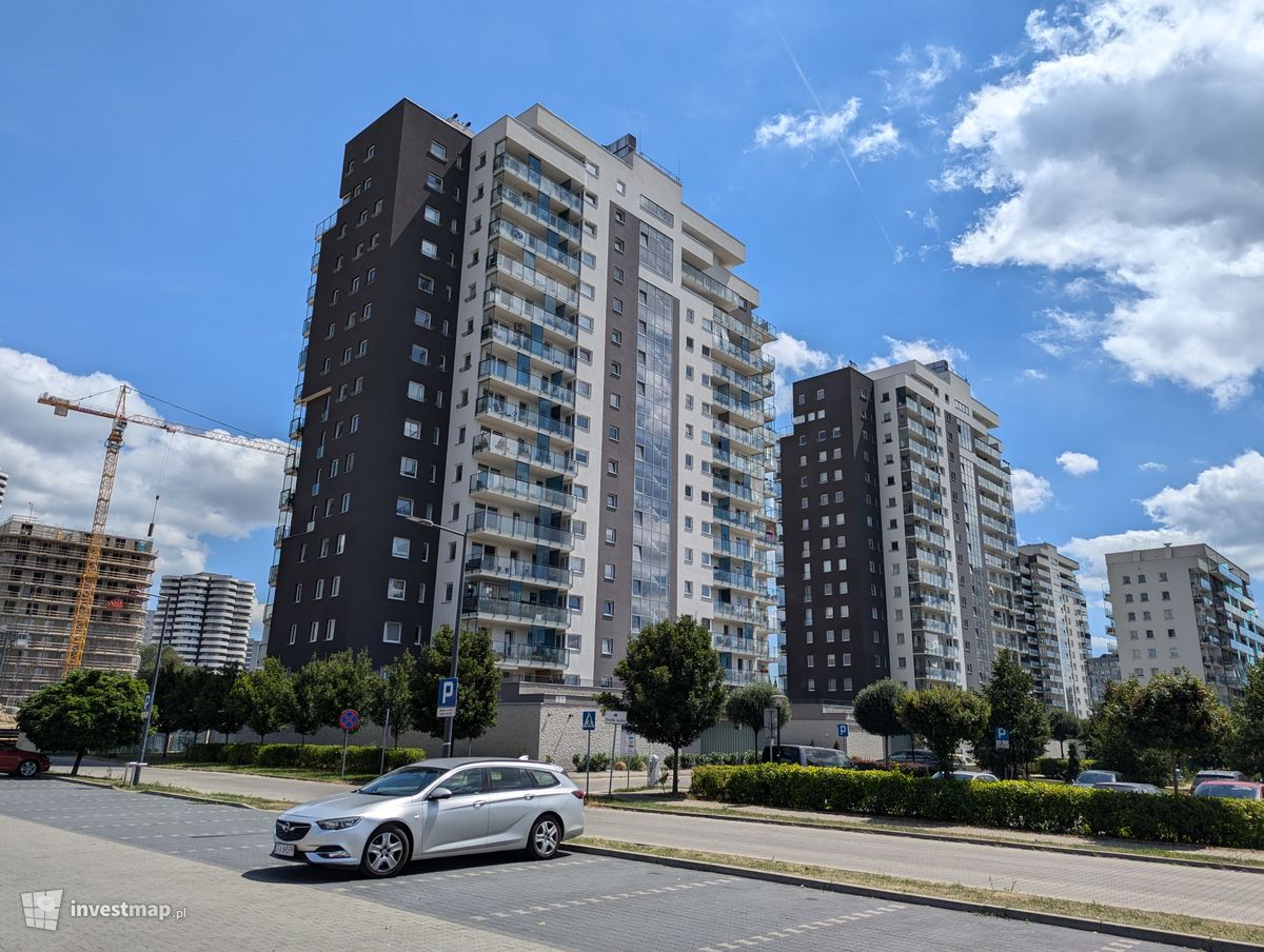 Zdjęcie [Katowice] Apartamentowce "Nowe Tysiąclecie" fot. Jakub Zazula 