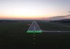 Kraków Airport z nowym oświetleniem nawigacyjnym drogi startowej. Starania o certyfikację lotniska do CAT II
