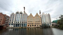 Kolejny etap realizacji 5-gwiazdkowego hotelu Renaissance by Marriott w zabytkowych spichlerzach "Groddeck" w Gdańsku [ZDJĘCIA+WIZUALIZACJE]