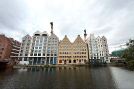 Kolejny etap realizacji 5-gwiazdkowego hotelu Renaissance by Marriott w zabytkowych spichlerzach "Groddeck" w Gdańsku [ZDJĘCIA+WIZUALIZACJE]
