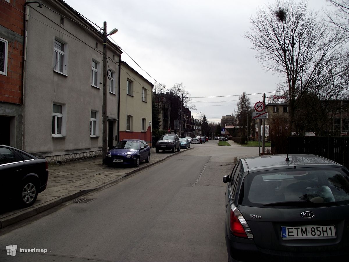 Zdjęcie [Kraków] Budynek Mieszkalny Jednorodzinny, KRAKÓW, ul. Bandtkiego 14 fot. Damian Daraż 