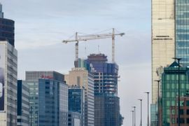 Trwa budowa Upper One z ponad 130-metrowym wieżowcem [FILMY+ZDJĘCIA+WIZUALIZACJE]