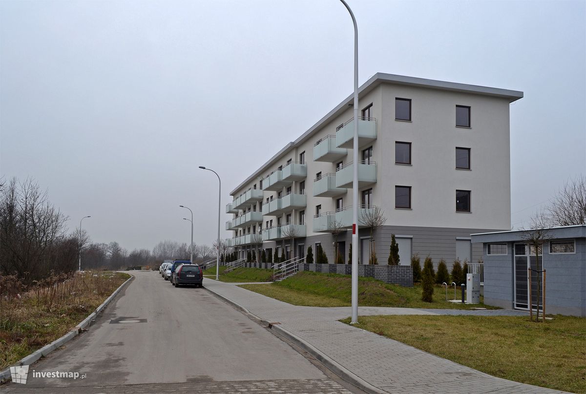 Zdjęcie [Wrocław] Budynek wielorodzinny "Skarbowców" fot. alsen strasse 67 