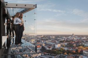 Pierwszy w Polsce Sky Walk w budynku mieszkalnym powstanie w Katowicach [WIZUALIZACJE]