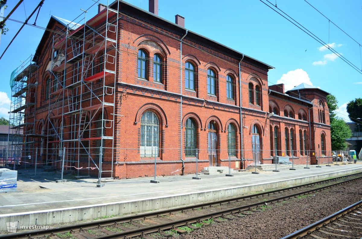 Zdjęcie [Kluczbork] Dworzec PKP (remont) fot. Jan Hawełko 