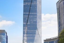W centrum Warszawy trwa budowa nowego, 174-metrowego biurowca The Bridge [FILMY + WIZUALIZACJE]
