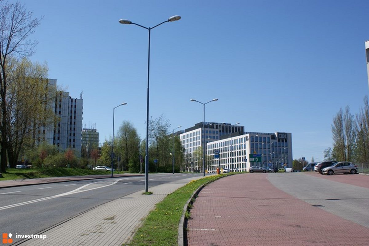 Zdjęcie [Katowice] Kompleks biurowy "A4 Business Park" fot. Damian Daraż 