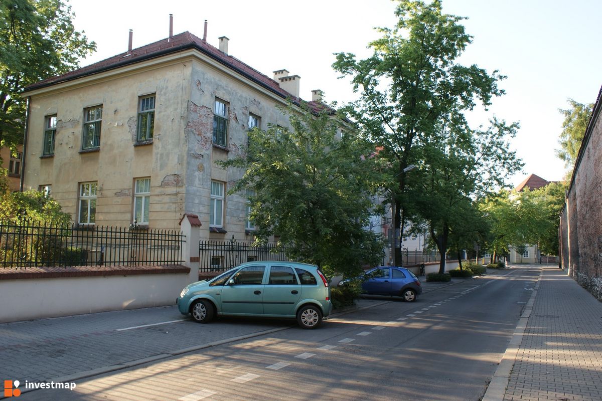 Zdjęcie [Kraków] Remont Klinik wraz z Ogrodzeniem, ul. Botaniczna 3 fot. Damian Daraż 