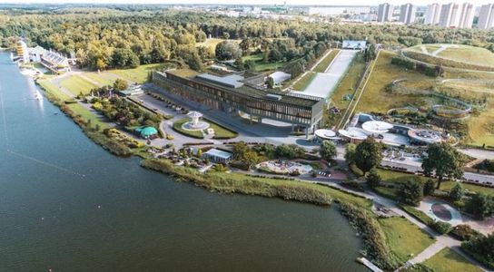 Nad Jeziorem Maltańskim w Poznaniu powstanie nowy, 5-gwiazdkowy hotel [WIZUALIZACJE]