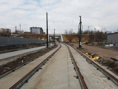 W Krakowie postępują prace na budowie trasy tramwajowej na Górkę Narodową [ZDJĘCIA + FILMY]