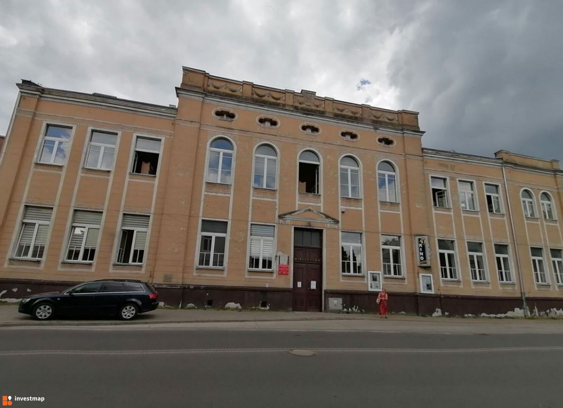 Włókniarz wraca do gry! Nowoczesne centrum kultury w sercu Tomaszowa
