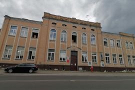 Włókniarz wraca do gry! Nowoczesne centrum kultury w sercu Tomaszowa