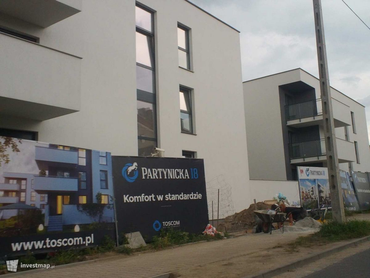 Zdjęcie [Wrocław] Budynki apartamentowe "Partynicka 18" fot. Orzech 