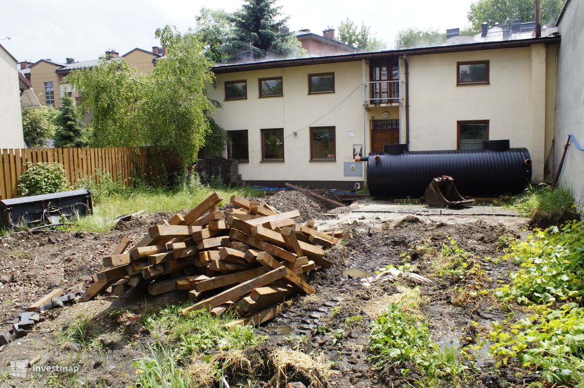 Zdjęcie [Kraków] Budynek Biurowy, ul. Twardowskiego 42 fot. Damian Daraż 